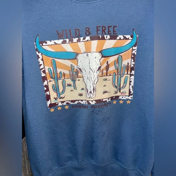 Wild and free longhorn western blue crewneck sweatshirt size small - Picture 2 of 3